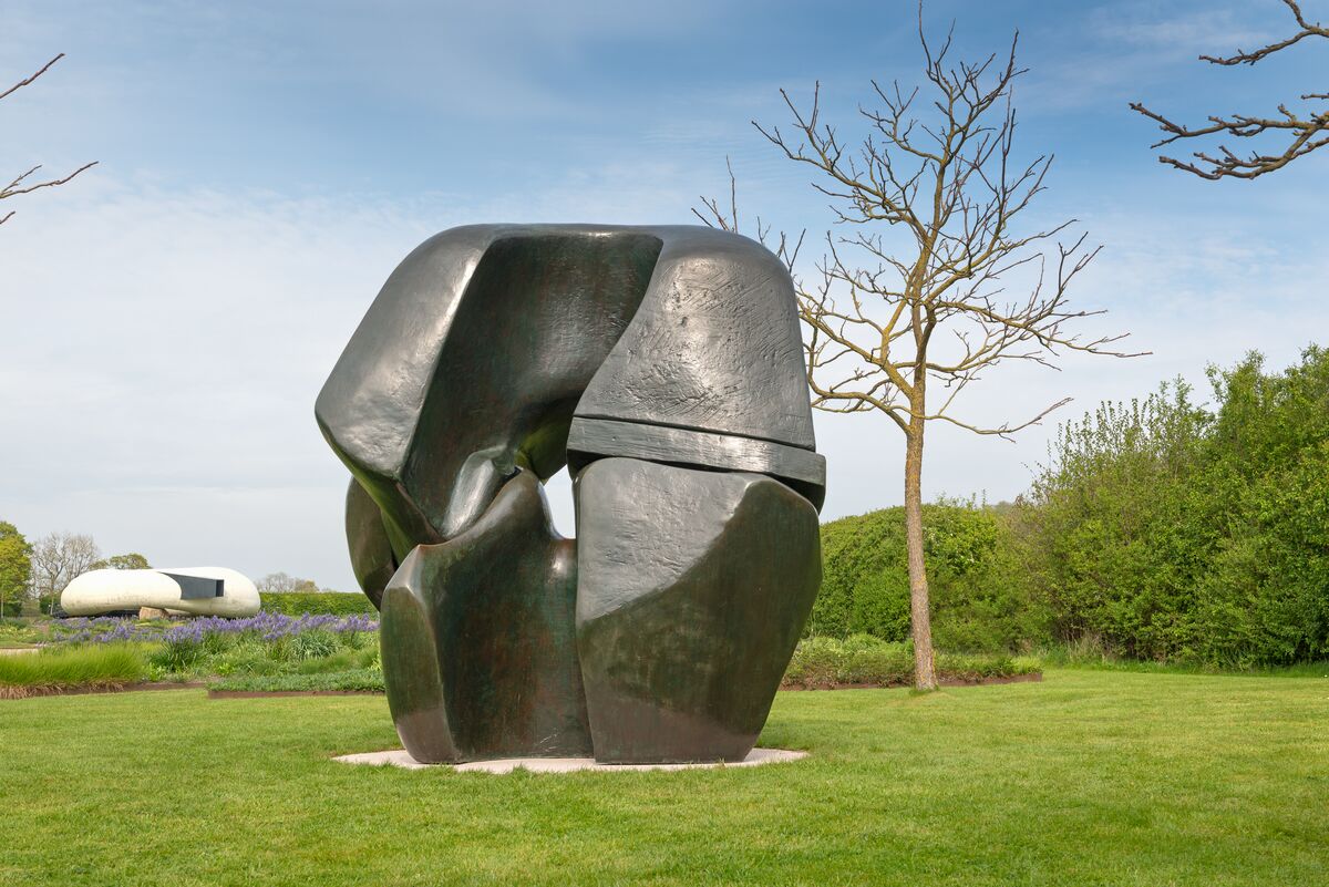 アート・デザイン・音楽 Henry Moore: A Monumental Vision A Monumental Vision: The Sculpture of Henry Moore: Hedgecoe